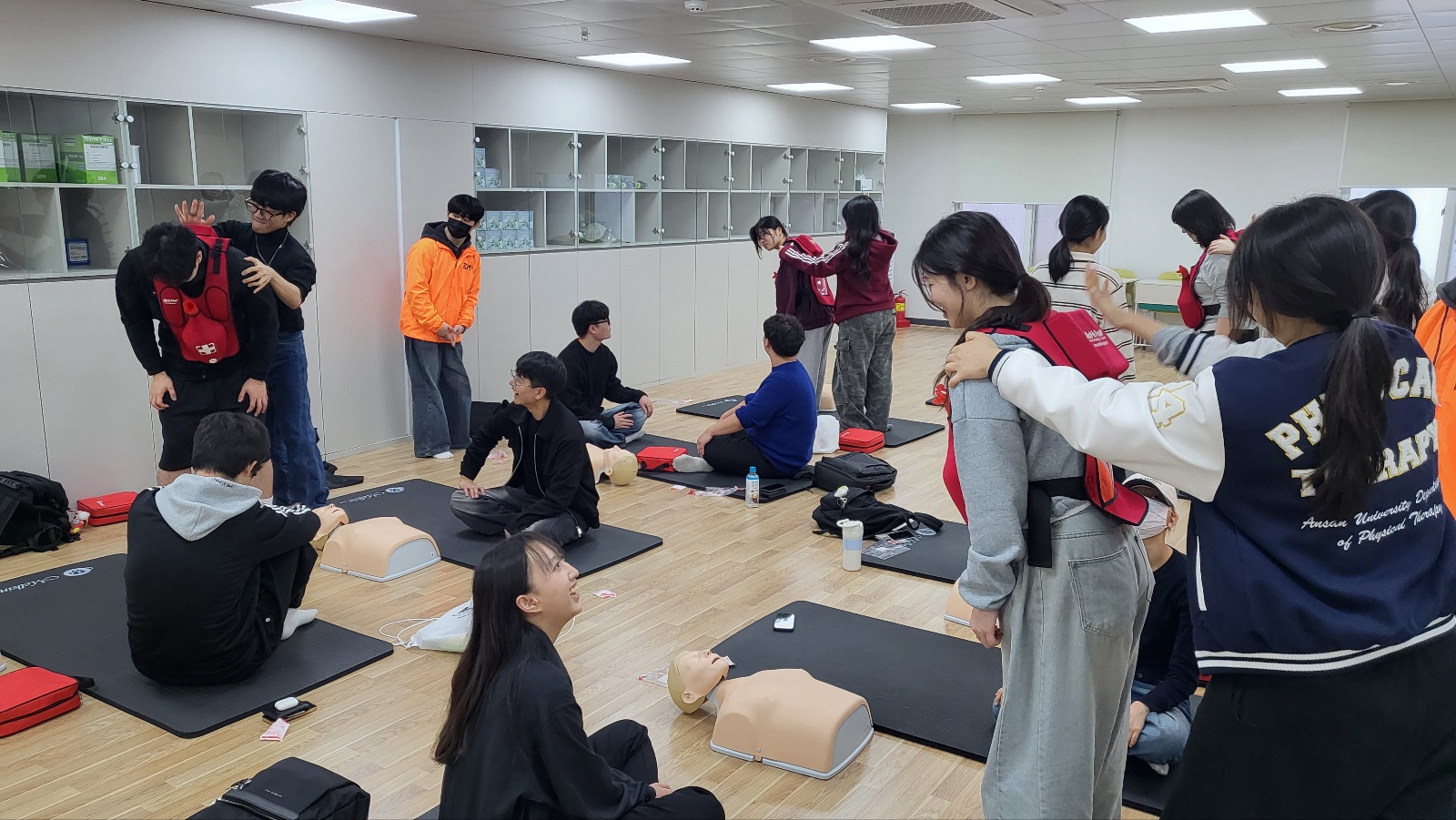 KakaoTalk_20260406_114832377_07.jpg